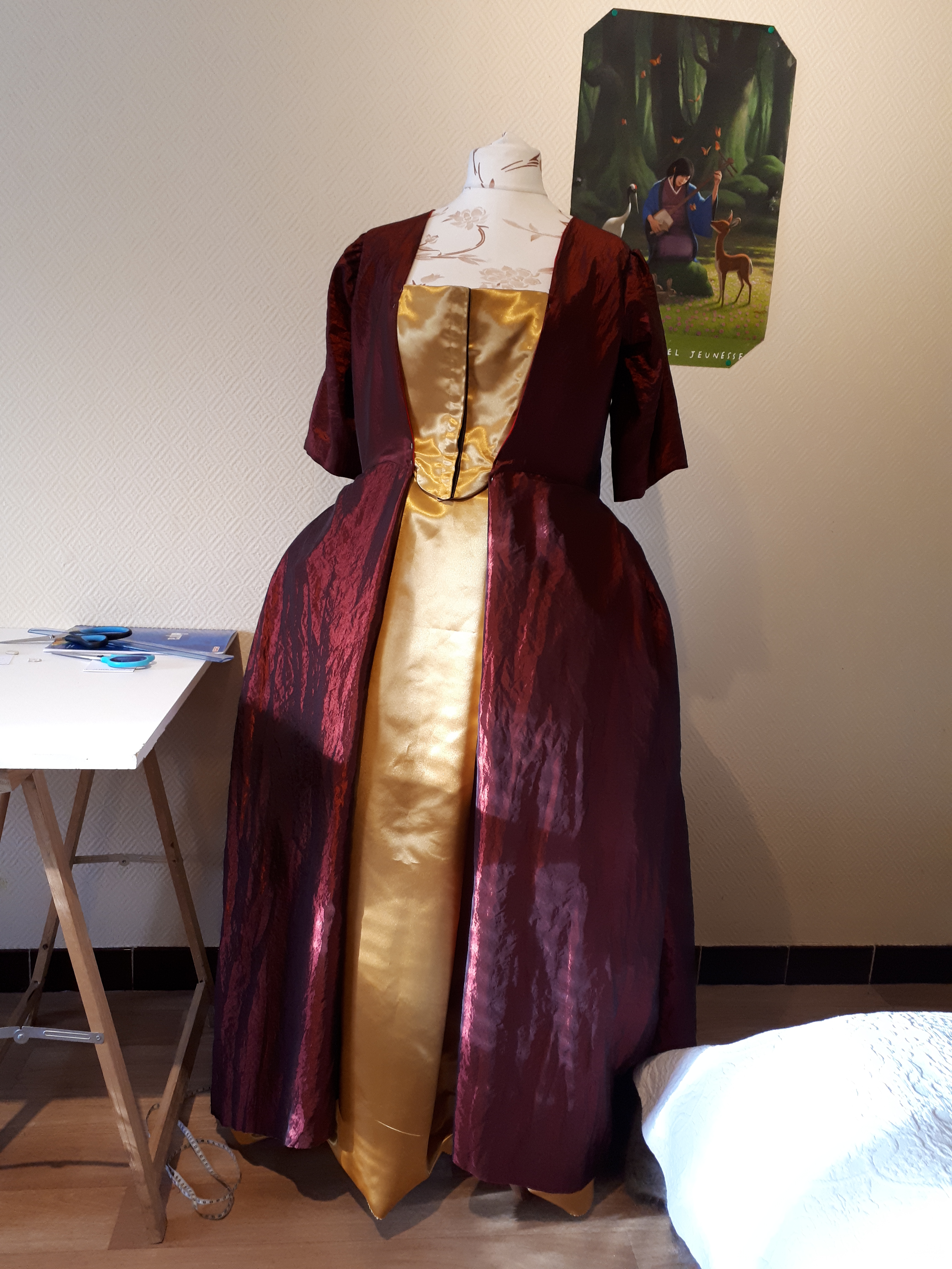 Robe à la Française,18ème siècle | célinecostumes