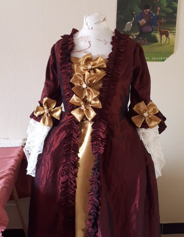 robe à la française