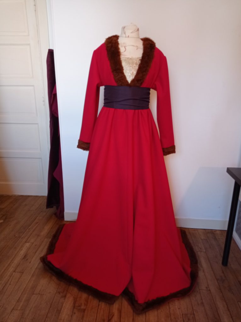robe a tassel 15ème siècle